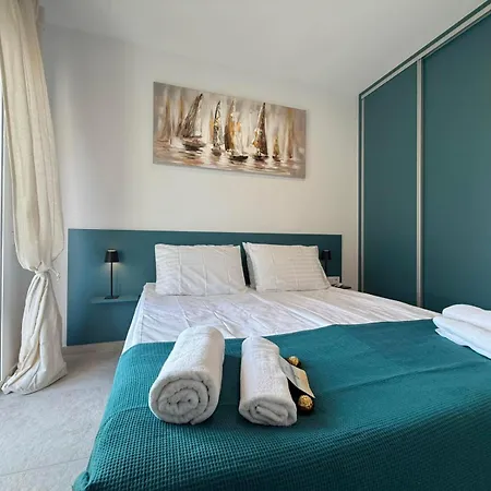 Apartamento Maria Lux By Bookvillaeu *